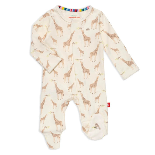 Jolie Giraffe Magnetic Footie